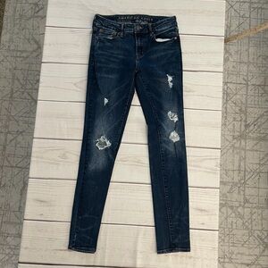 American Eagle Outfitters Women's Dark Blue Distressed Skinny Jeans